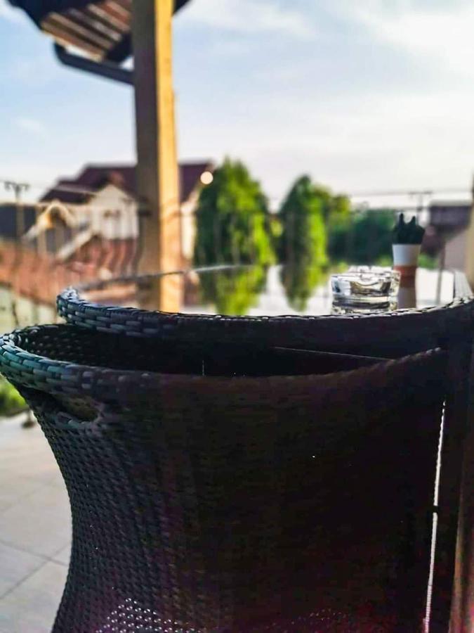 Casa File De Poveste Târgu Jiu Esterno foto